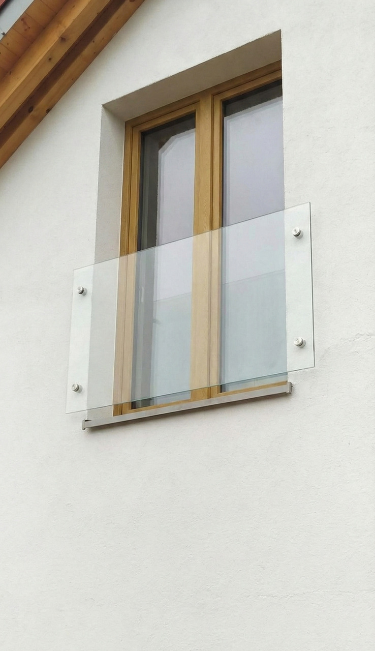 Balustrada francuska ze szkłem